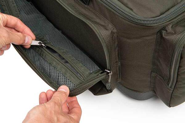 Sac Fox Rage Predator Carryall (avec Boîtes de Pêche)