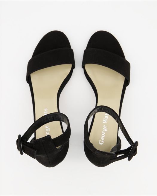 George Watts Cardine 55 Sandalen in Schwarz