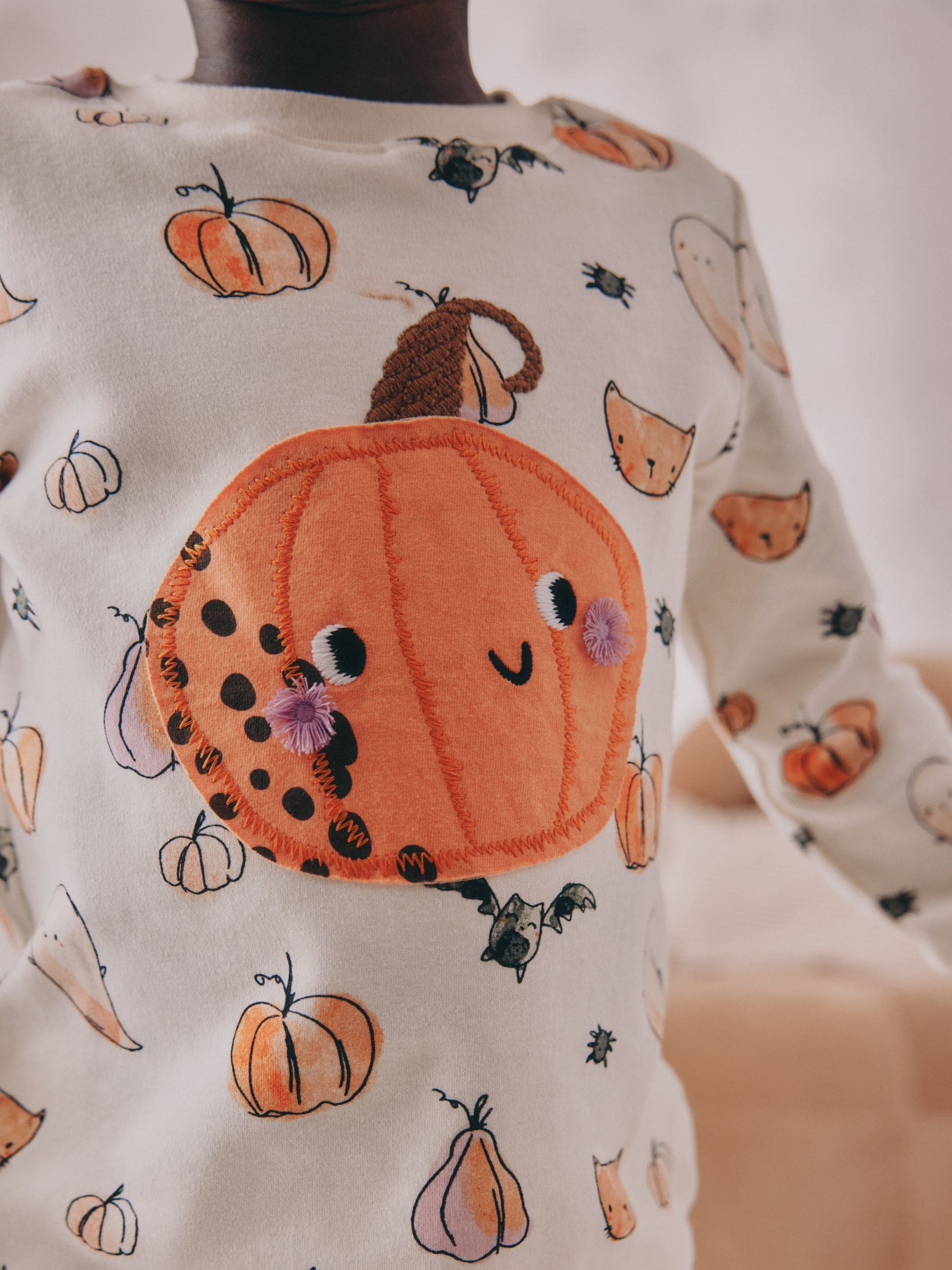 Ecru witte pompoenprint - Halloween behaaglijke pyjama (9mnd-12jr)