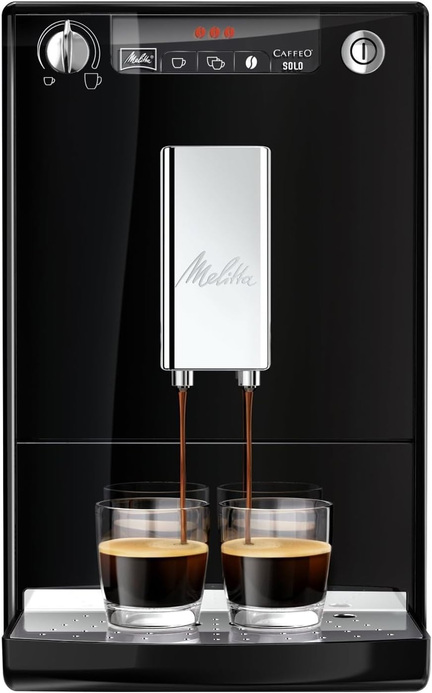 Melitta Solo - Kaffeevollautomat mit höhenverstellbarem Auslauf, kleine Kaffeemaschine mit abnehmbarem Wassertank für z. B. Espresso oder Café Crème, schwarz