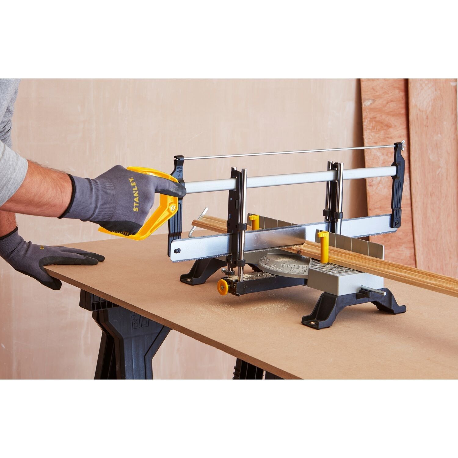 Stanley 1-20-800 Verstekbak Metaal Verstelbaar L560mm/B143mm/H95mm