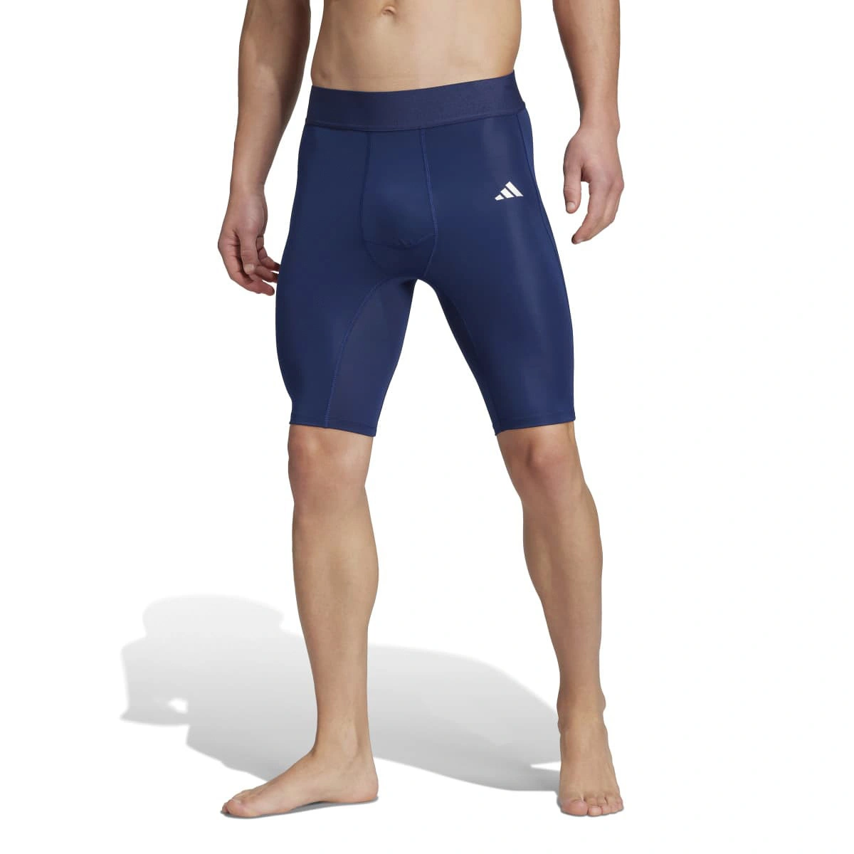 Leggings curtas adidas Techfit
