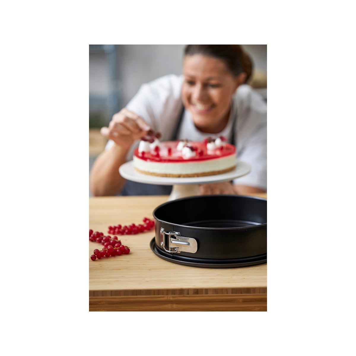 Blomsterbergs Cake tin Dia 26 x 7.6 cm Steel
