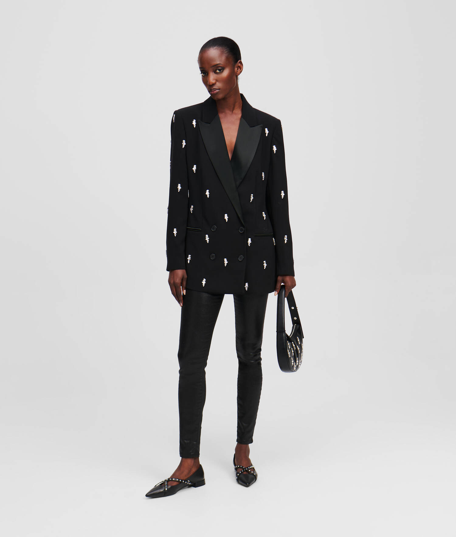 BLAZER HABILLÉ AVEC ORNEMENT