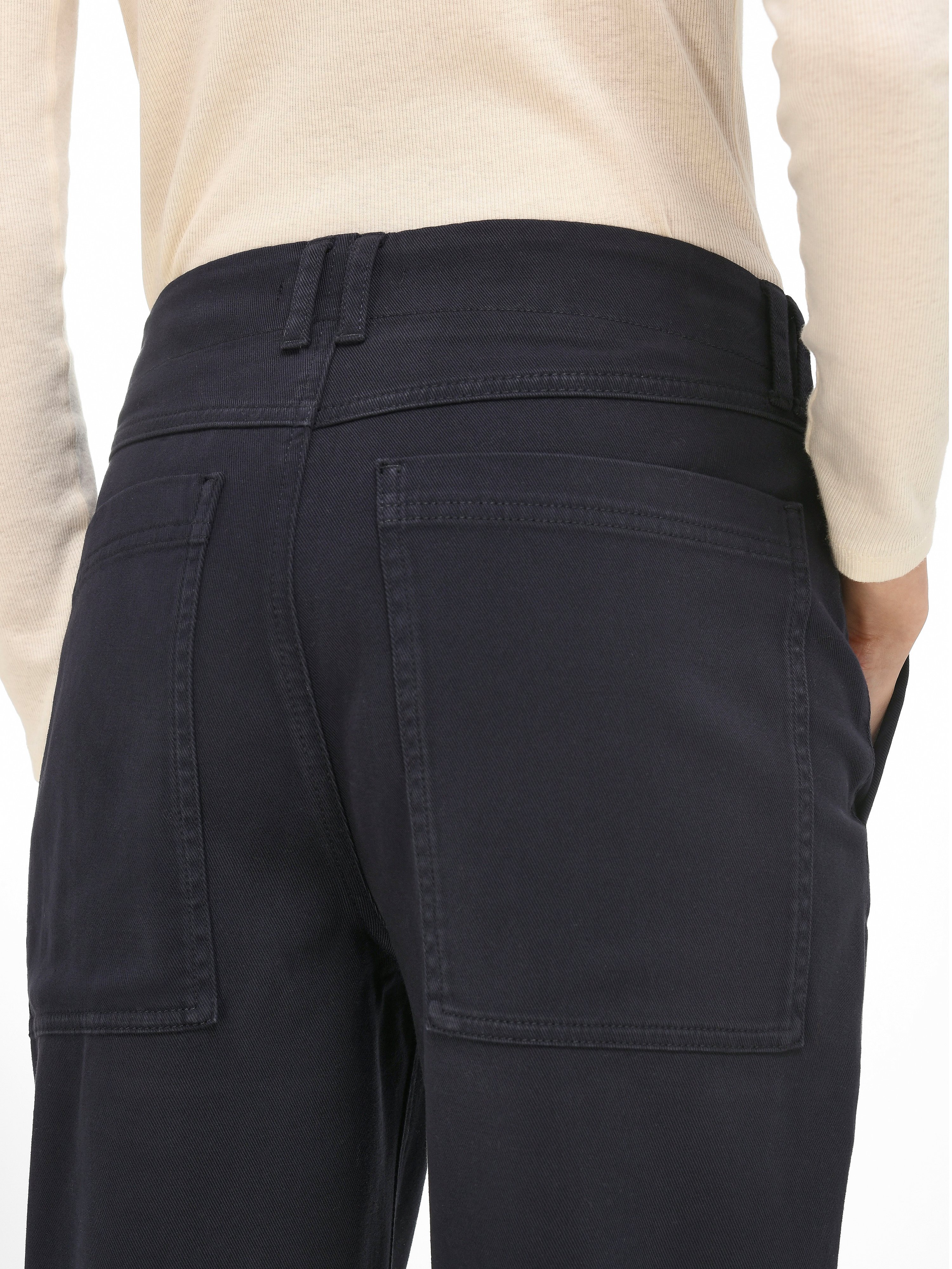 Knöchellange Feminine Fit-Hose