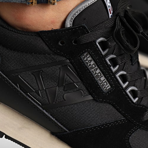 Baskets Virtus A4HVA Black
