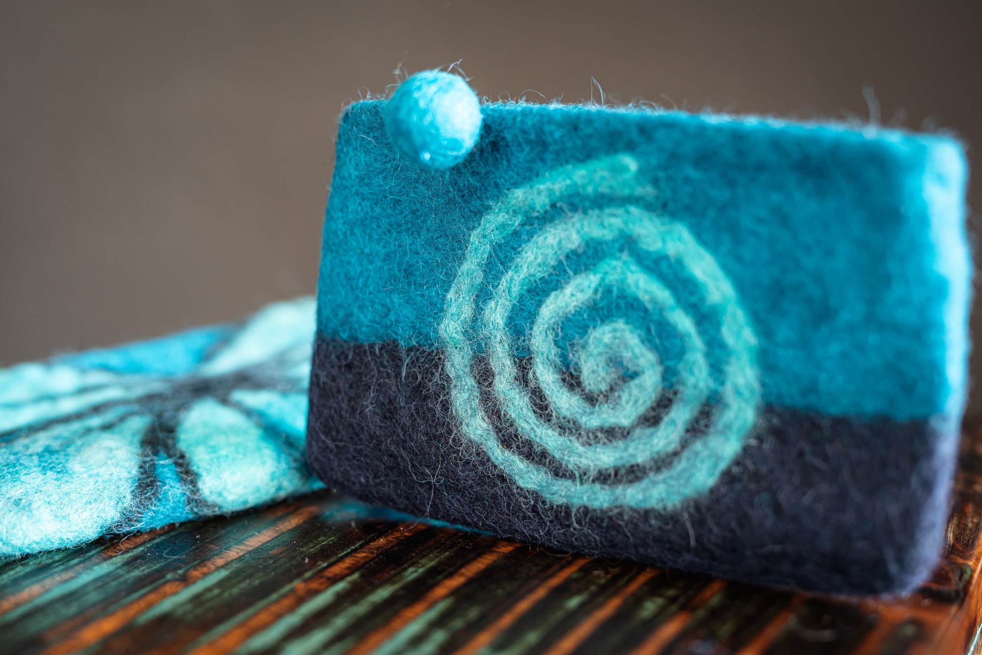 Filz-Etui 'Spirale', blau, B 16 cm, H 10 cm günstig bestellen