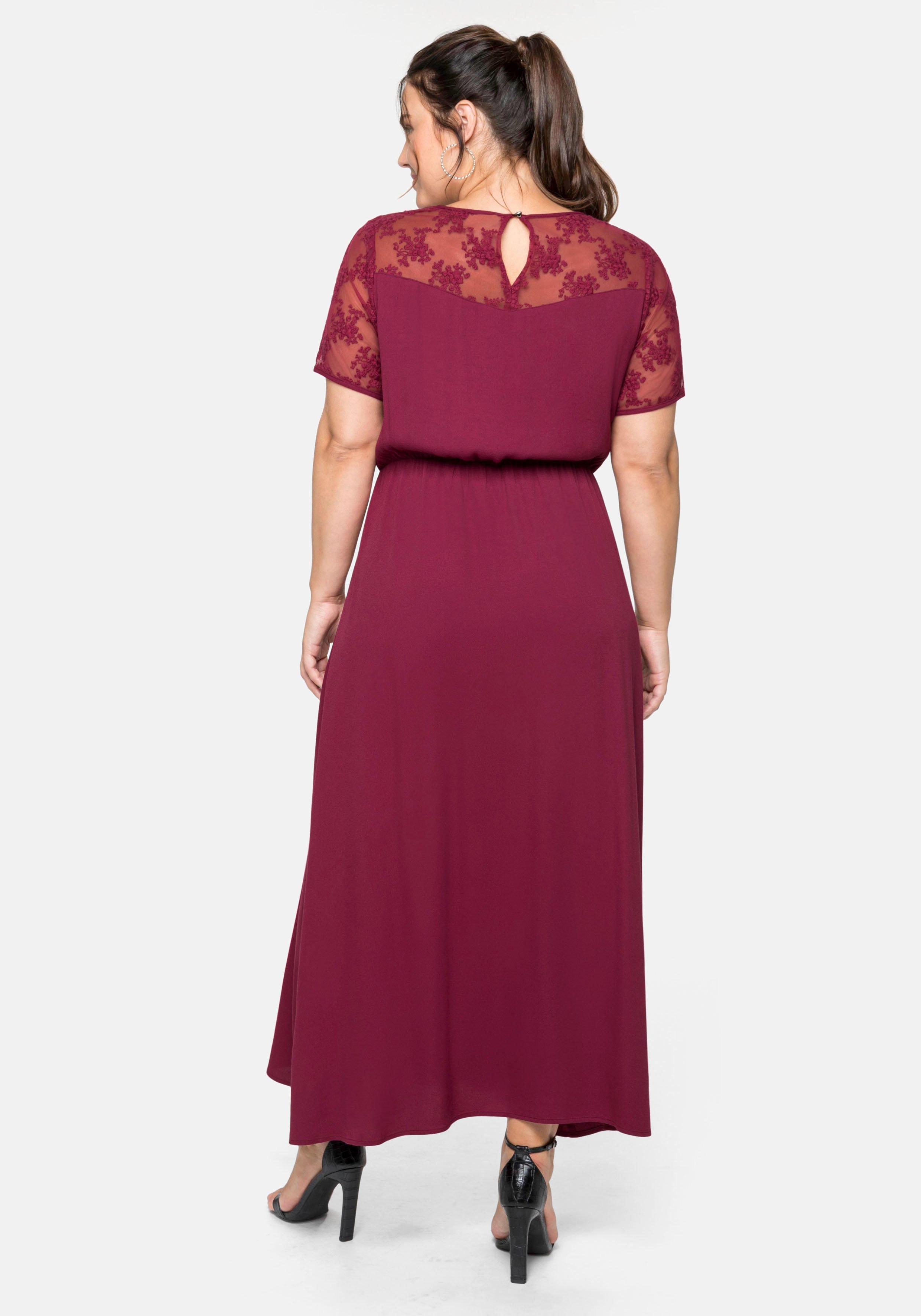 Abendkleid in Maxilänge, mit transparenter Spitze