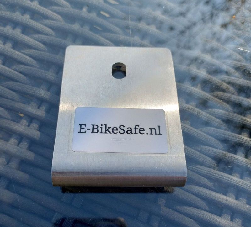 E-BikeSafe - Model A - Accuslot - Effectief en Betaalbaar - Lange Versie voor Bosch PowerPack Rack