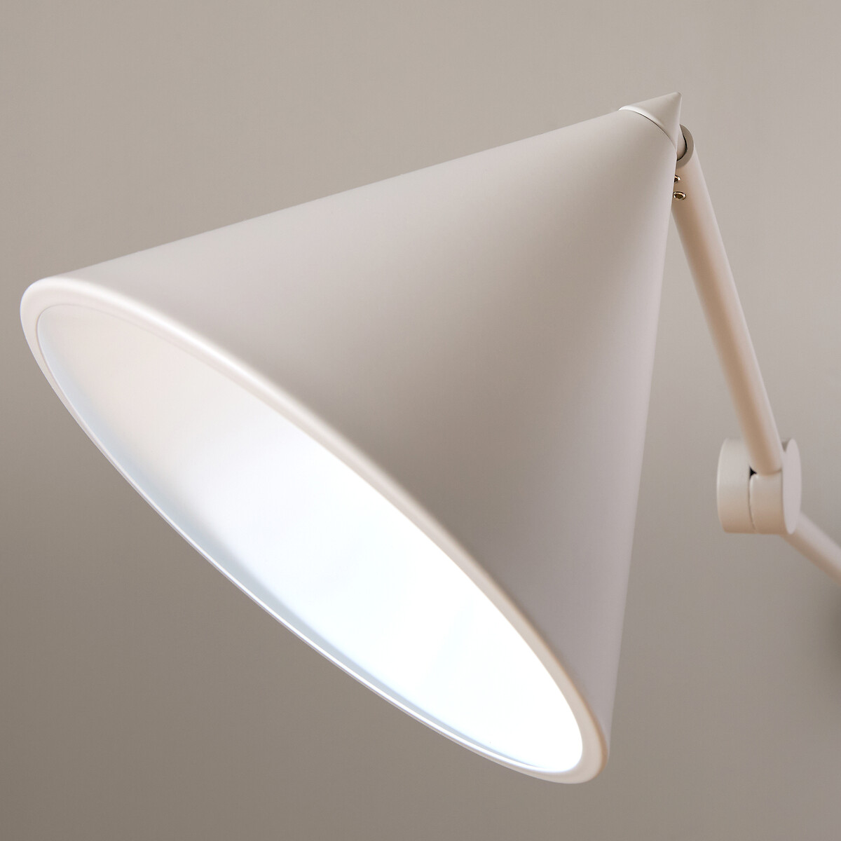 AM.PM<br>Luminária de parede articulada, Moke
