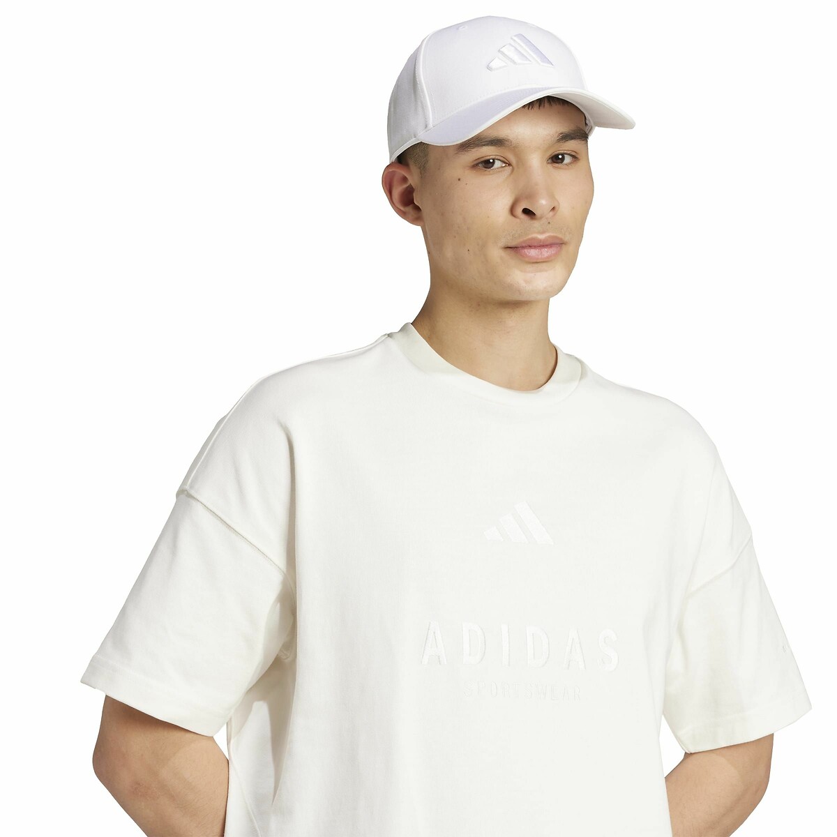 ADIDAS ROUPAS ESPORTIVAS<br>Camiseta de manga curta com estampa gráfica TODAS AS TEMPORADAS