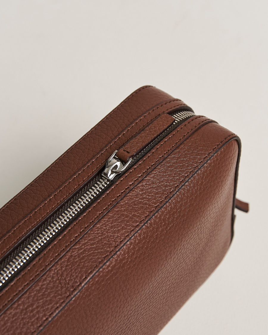 Tiger of Sweden Wes Grained Leather Toilet Bag Brown