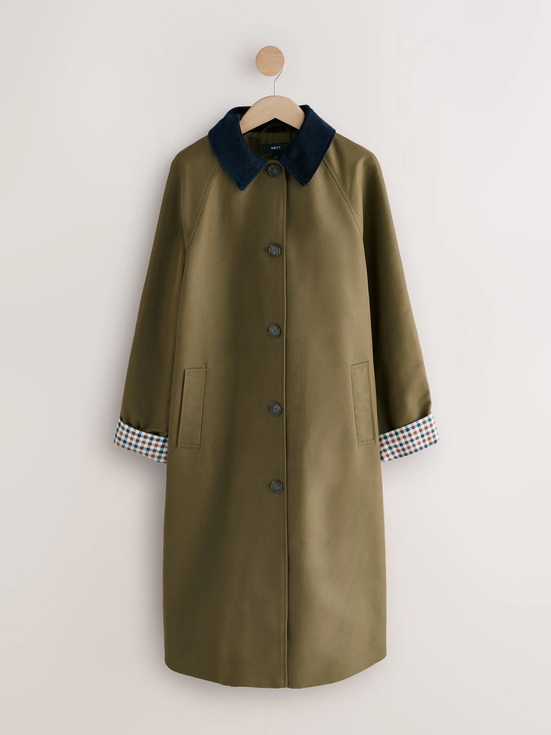 Kakigroen - Trenchcoat met contrasterende kraag