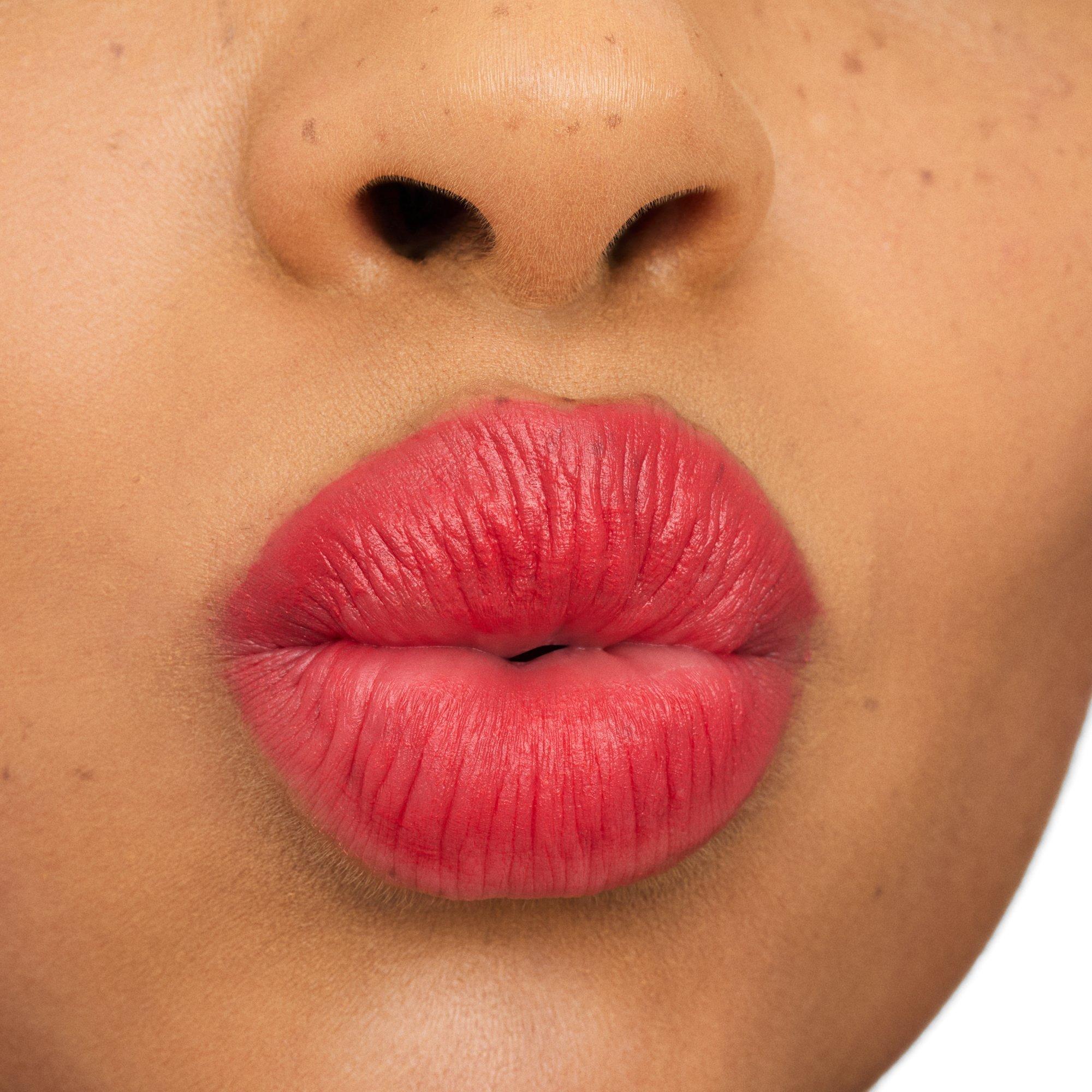 soft touch lip mousse
