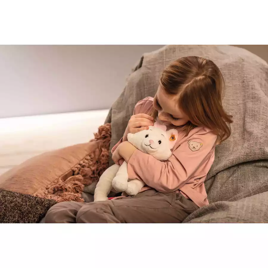 Steiff Soft Cuddly Friends  Originals Marie