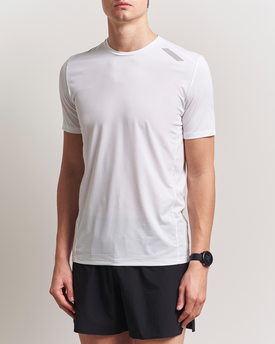 SOAR Running Tech Tee White