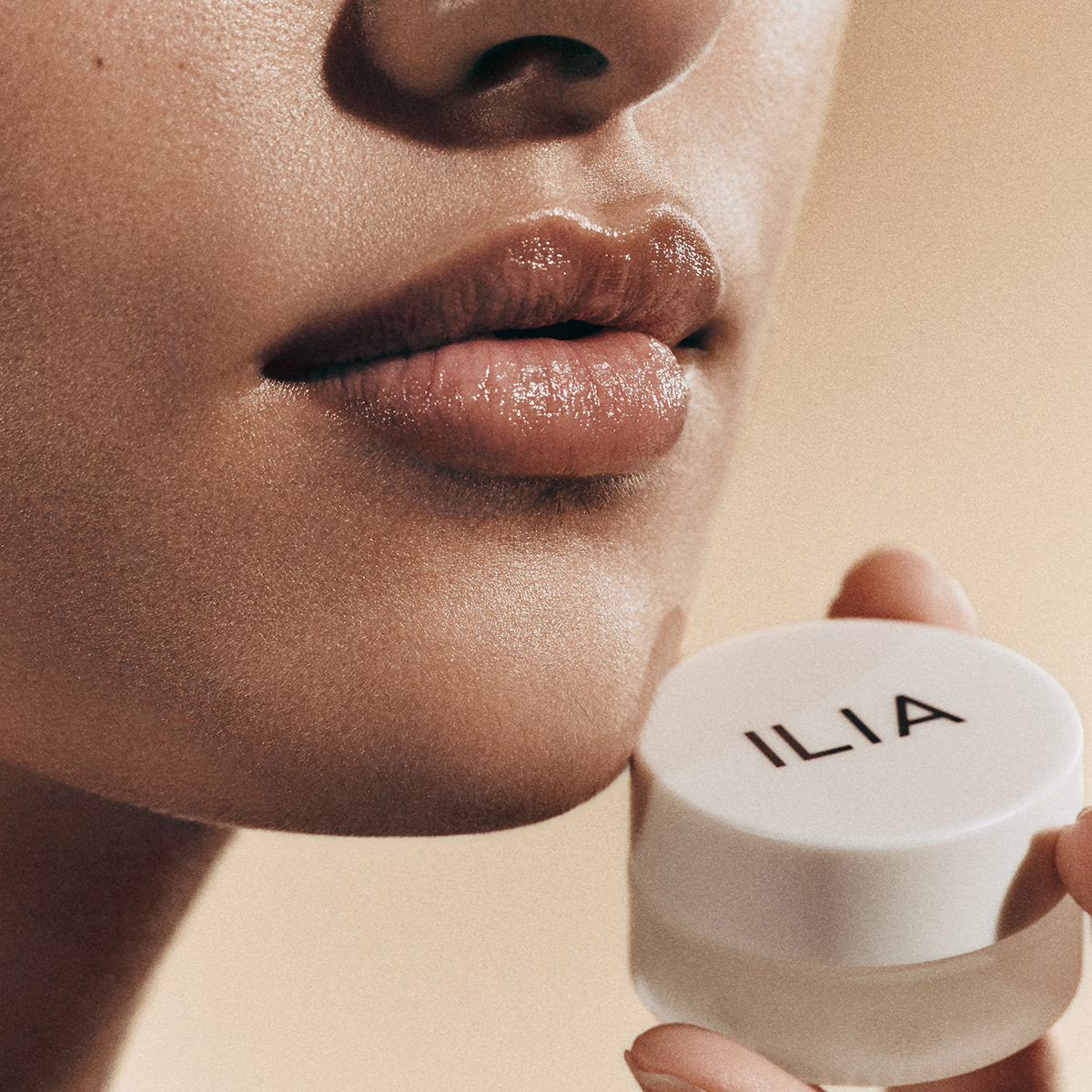Lip Wrap Overnight Treatment Transparent