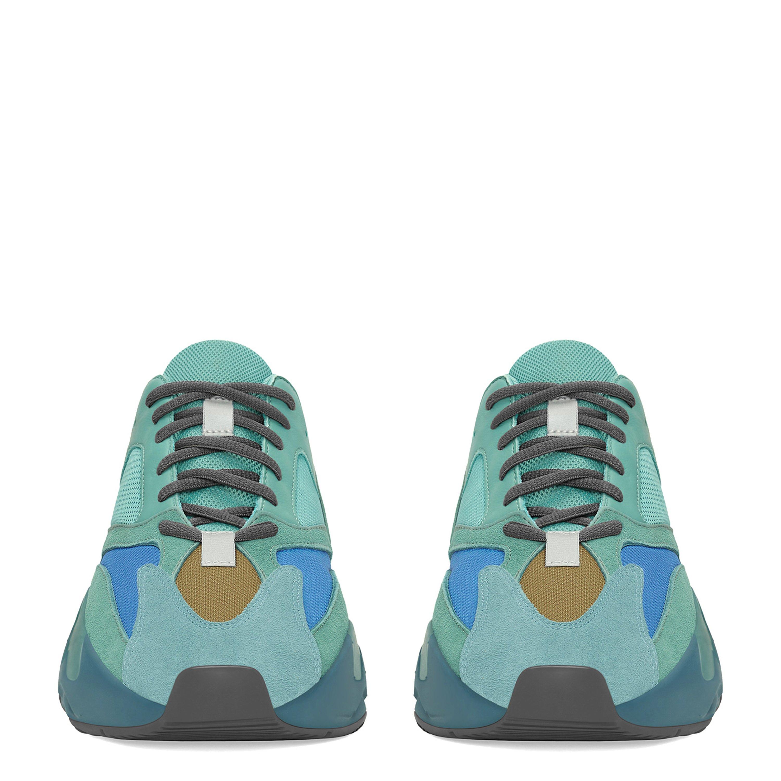 Yeezy BOOST 700 Fade Azure
