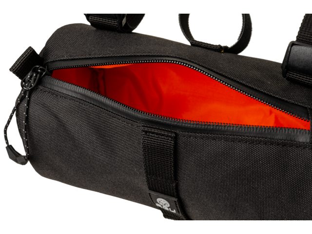 AGU Roll Bag Styrtaske Sort
