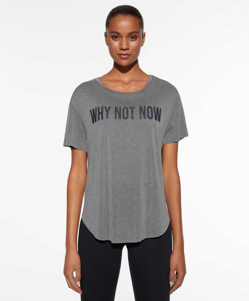 Camiseta de manga curta com texto