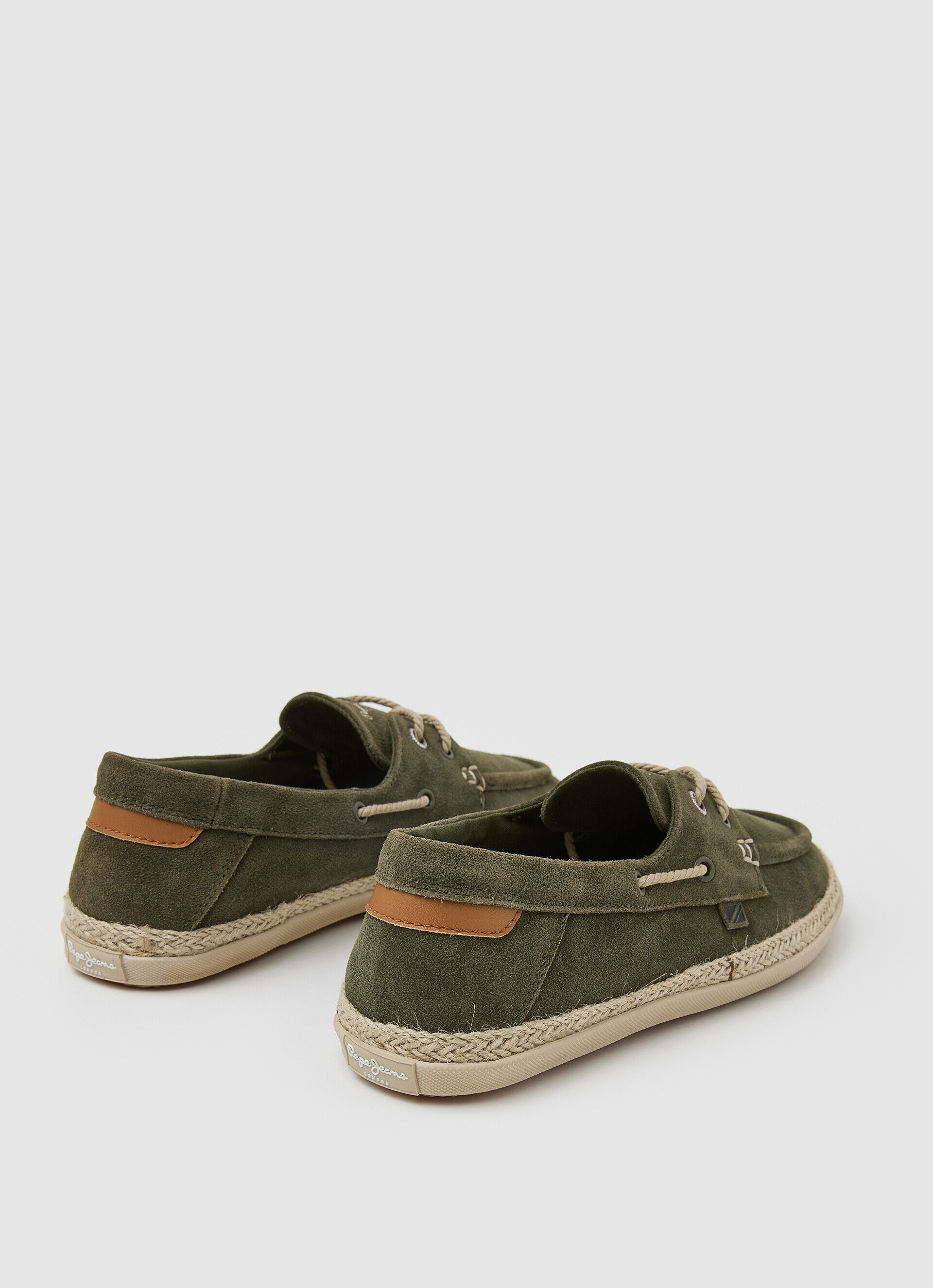 Sapatos náuticos de camurça - verde cáqui