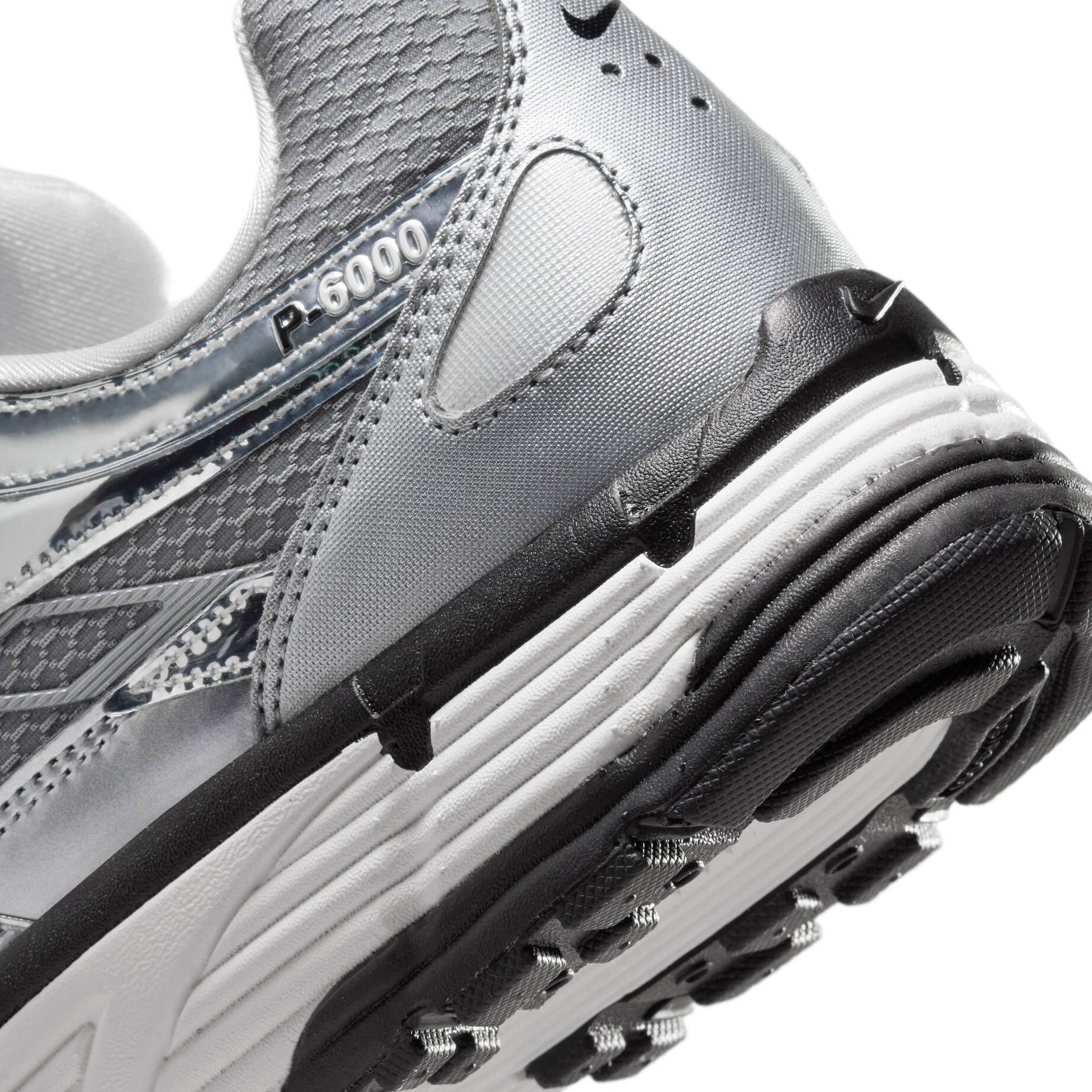 Nike| Herren Sneaker P-6000