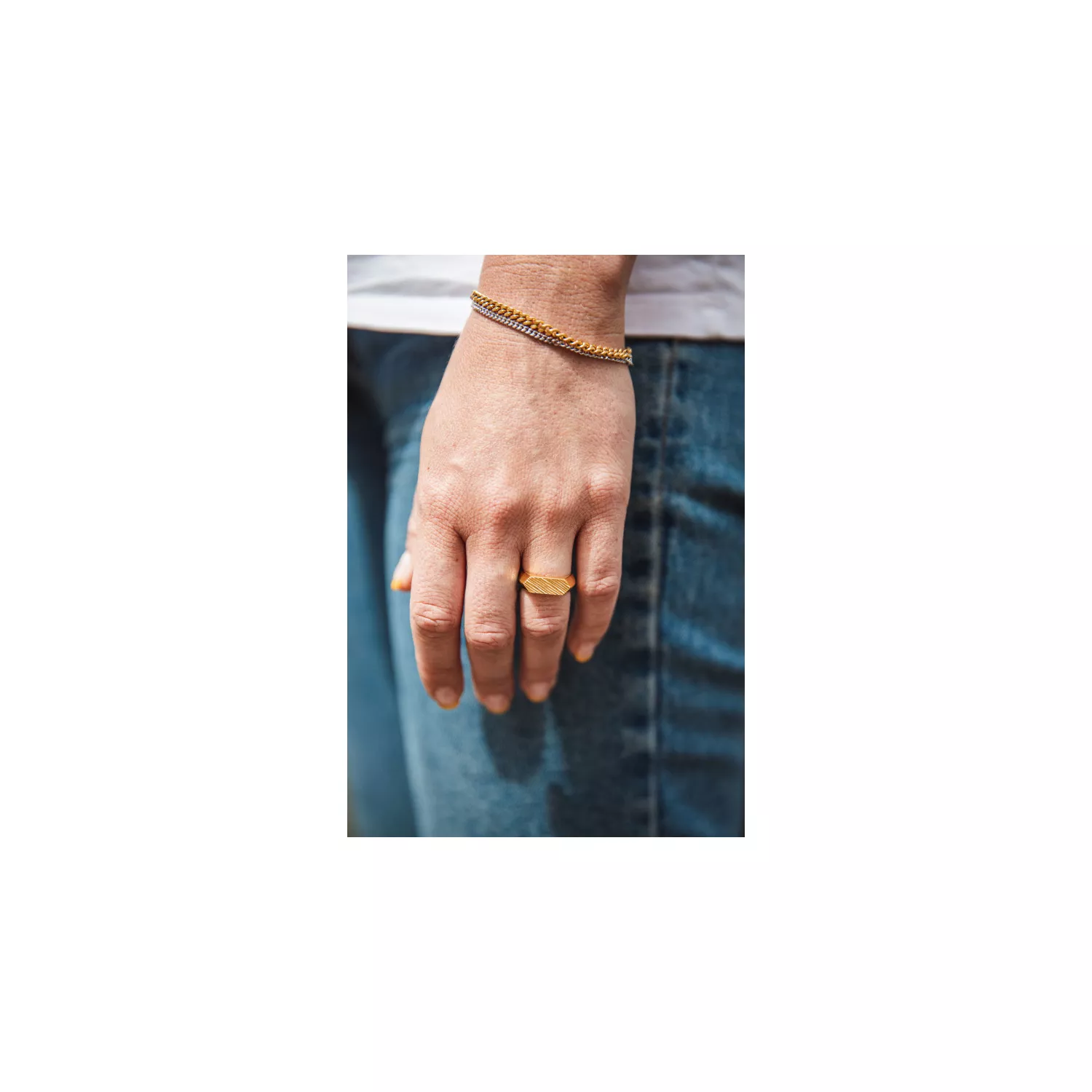 IX Studios Mini Brushed Hexagon Ring 22 kt. Forgyldt Sølv DMN0307GD