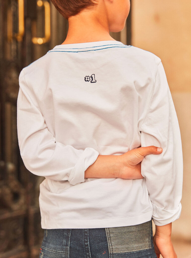 T-shirt blanc à motifs basket à Paris