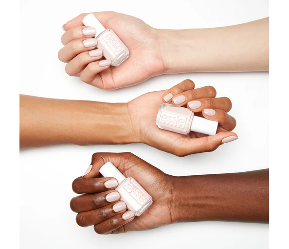 essie Nagellack swoon in the lagoon Kollektionboatloads of love