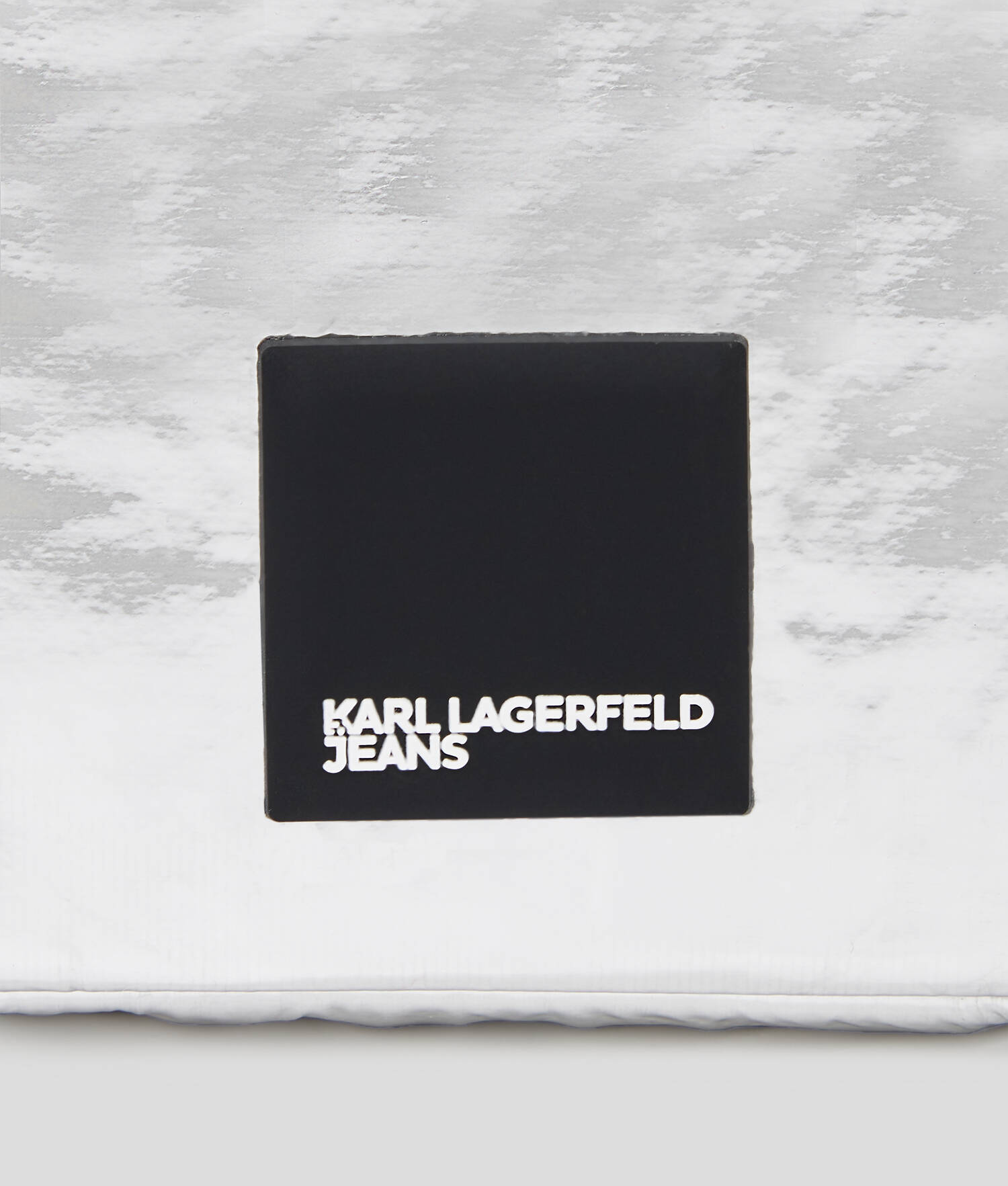 MINI SAC BESACE MÉTALLISÉ AVEC LOGO ENCADRÉ KLJ - Argent