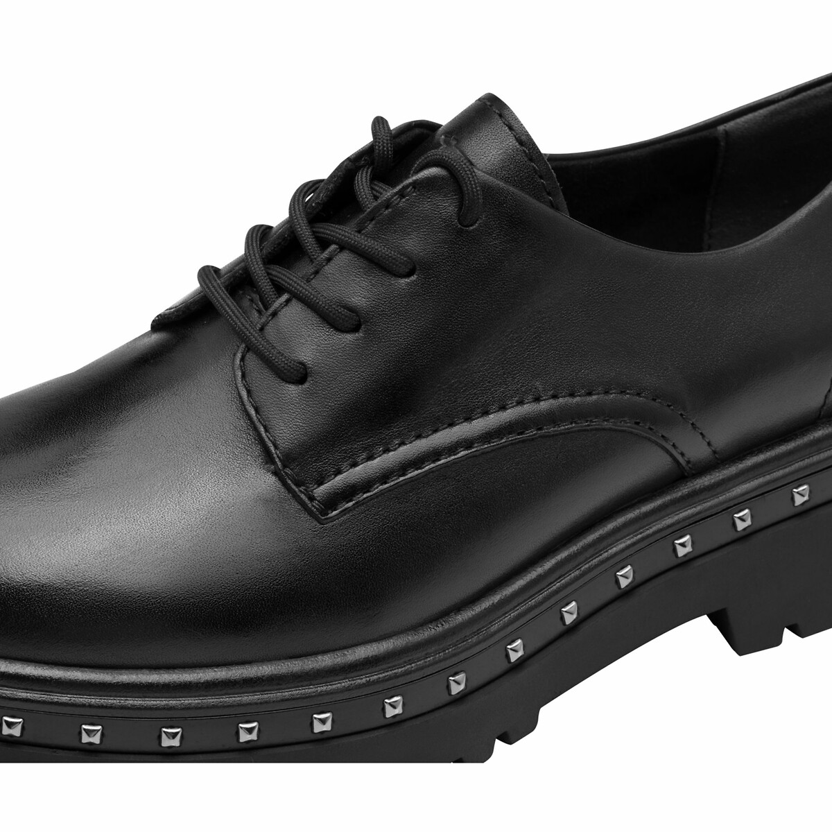 TAMARIS<br>Sapatos Derby com tachas de couro
