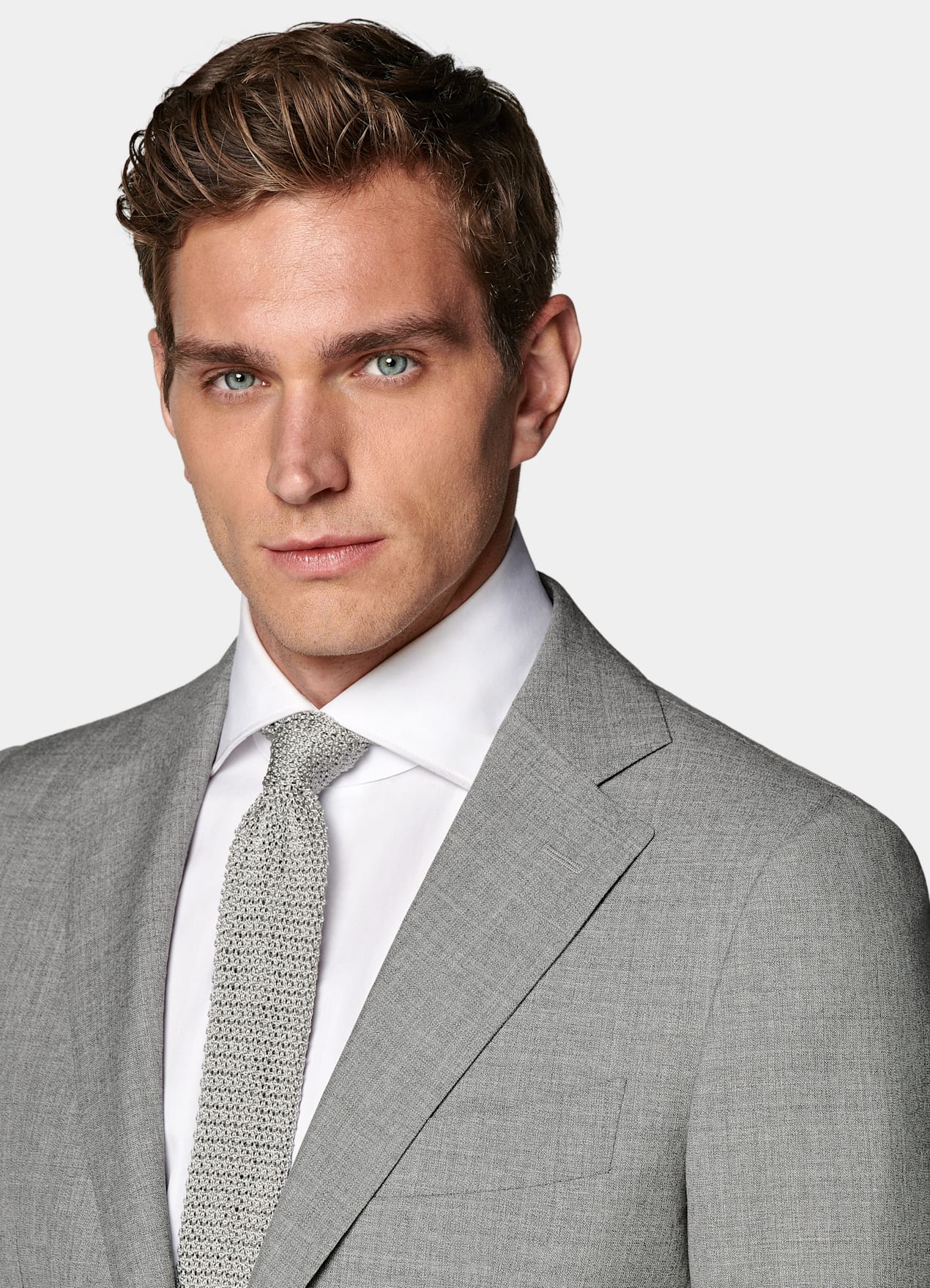 Costume Perennial Lazio coupe Tailored gris clair