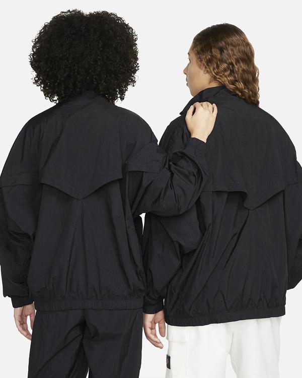 Nike Women Sportswear Essential Windrunner