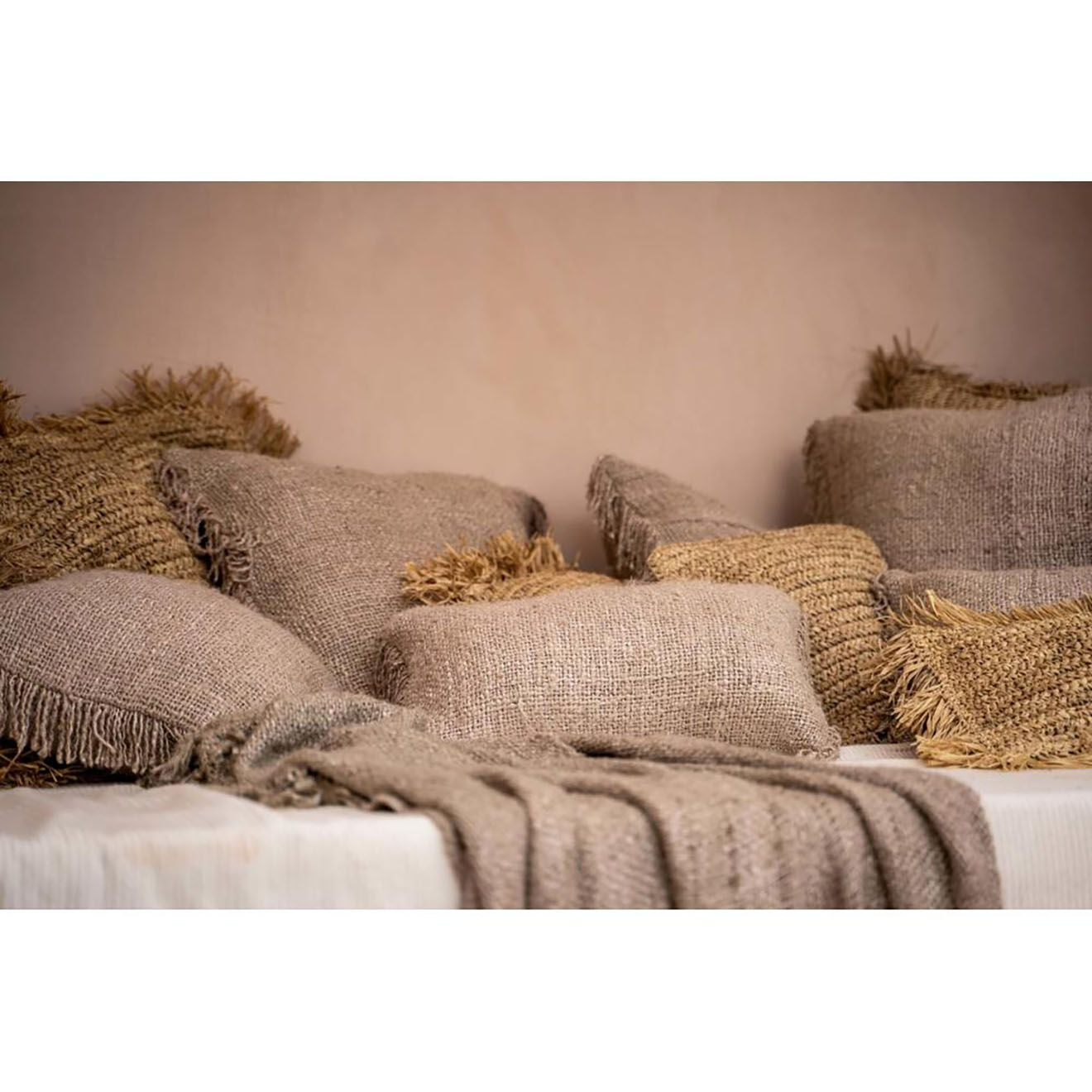 Bazar Bizar Housse de coussin Oh My Gee grise - 40x40 cm