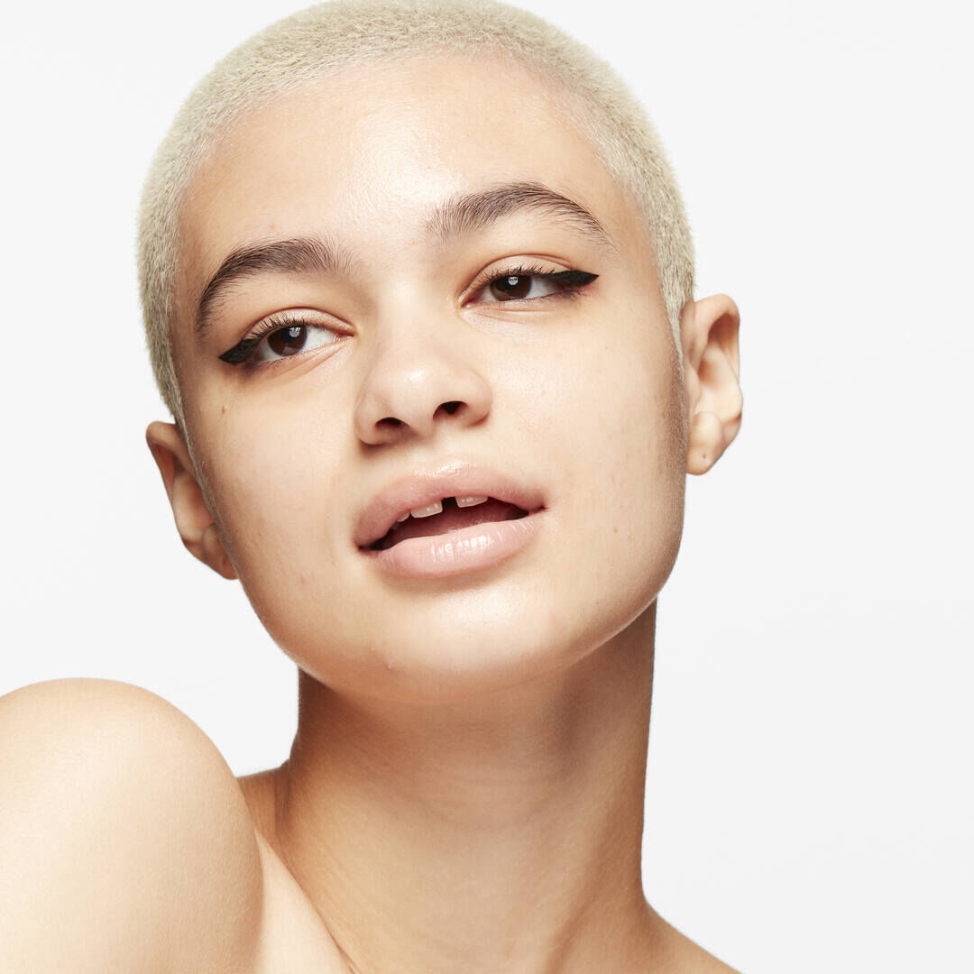 MAC STROBE STROBE DEWY SKIN TINT