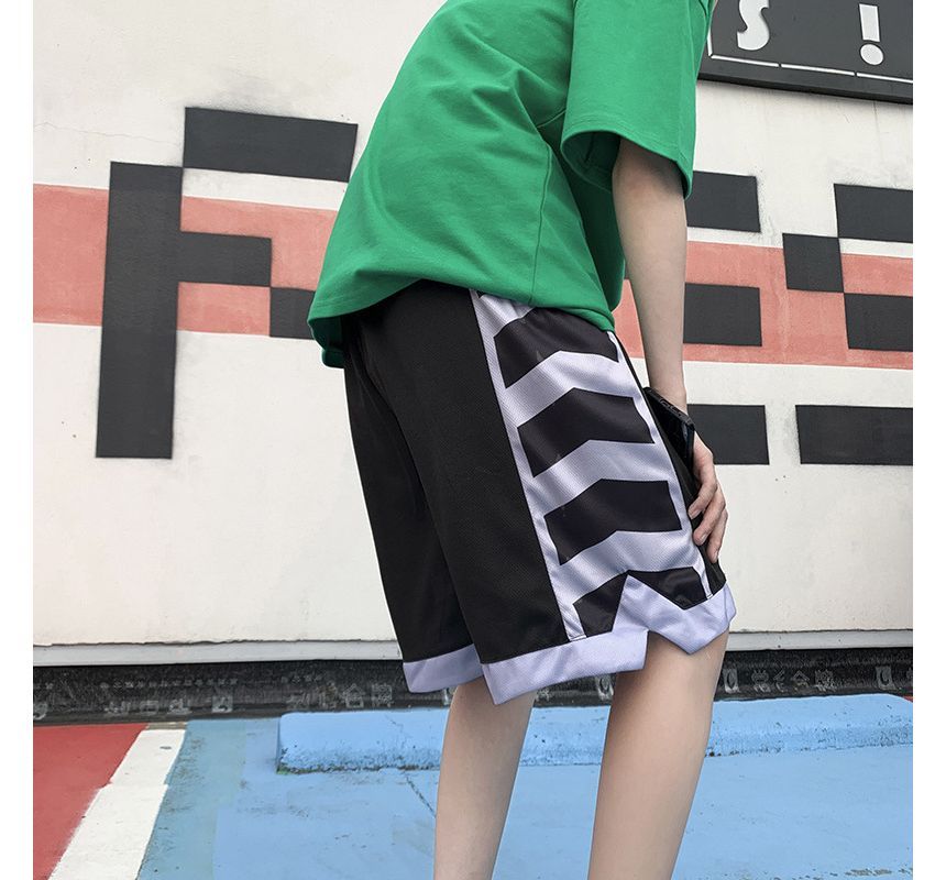Urtishia - Gestreepte basketbalshorts