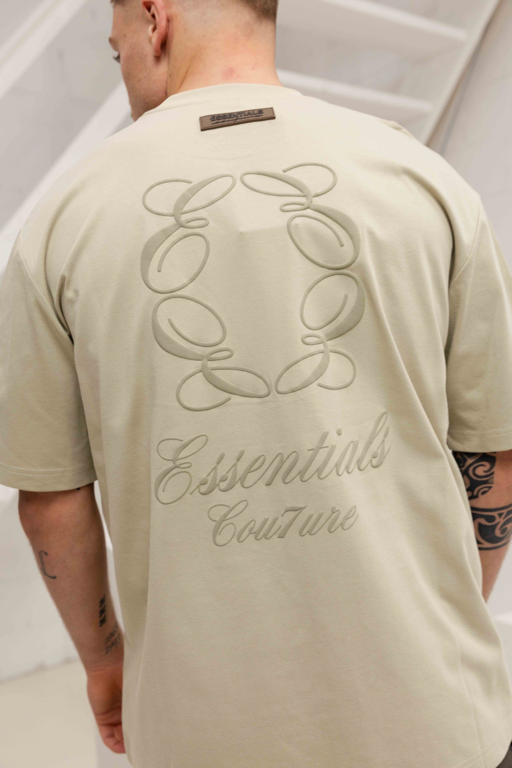 Cou7ure Essentials Classic Logo T-Shirt Heren Beige