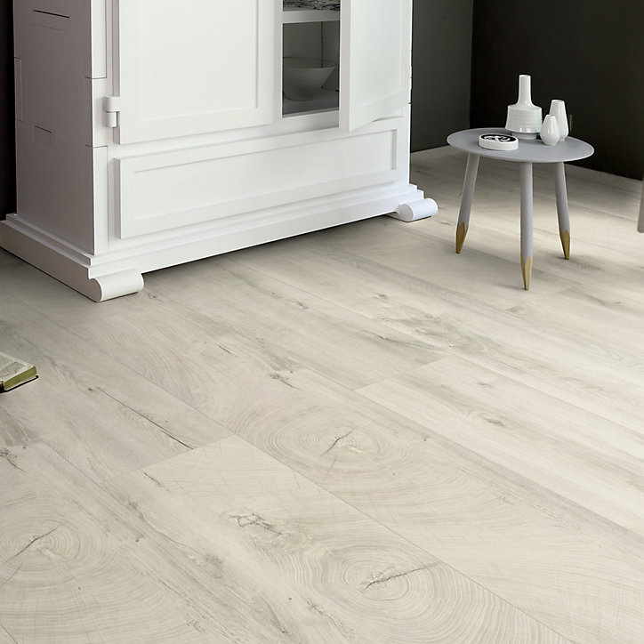 Sol stratifié clipsable Lydney chêne blanc 12 mm