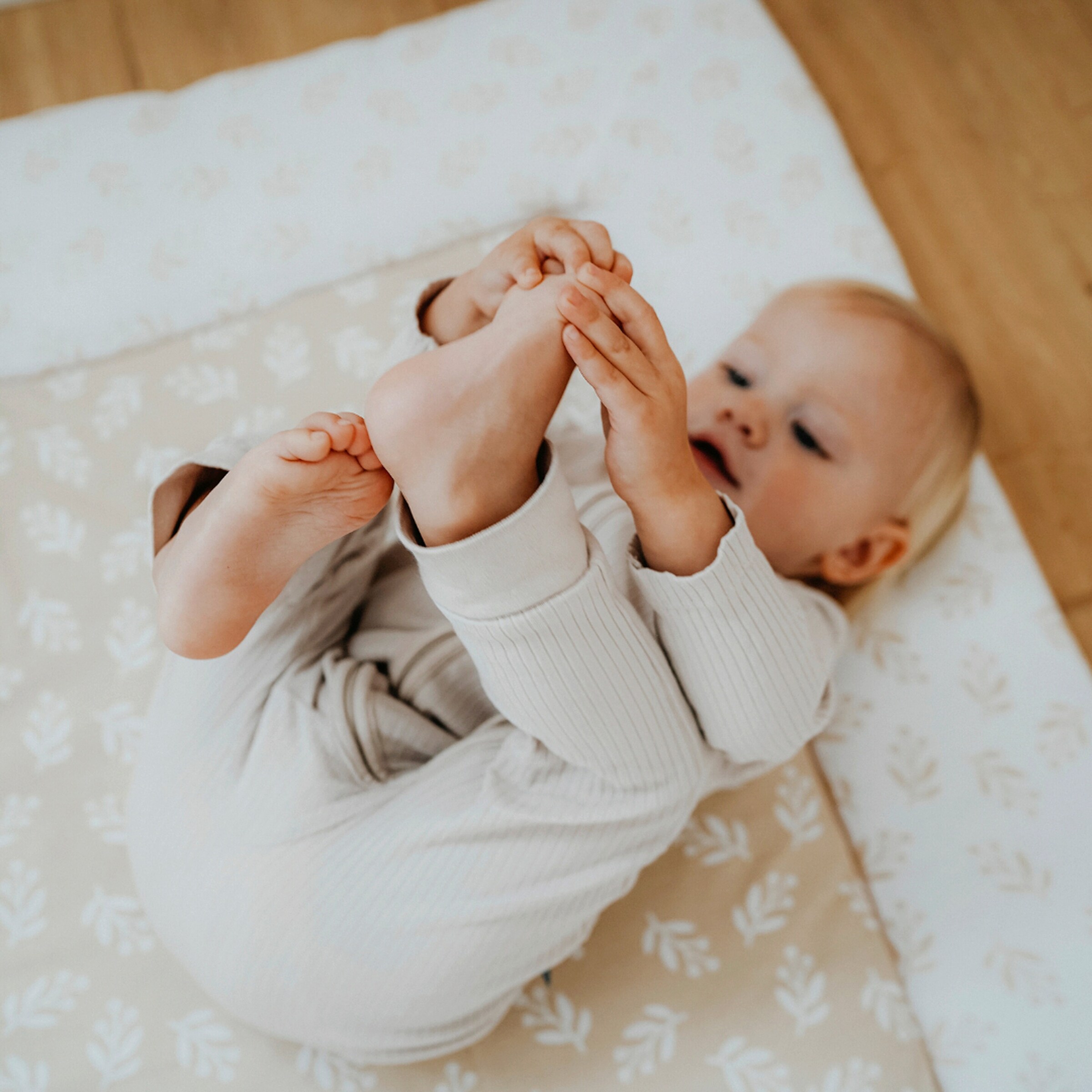 emma & noah Schlafoverall Rippqualität beige