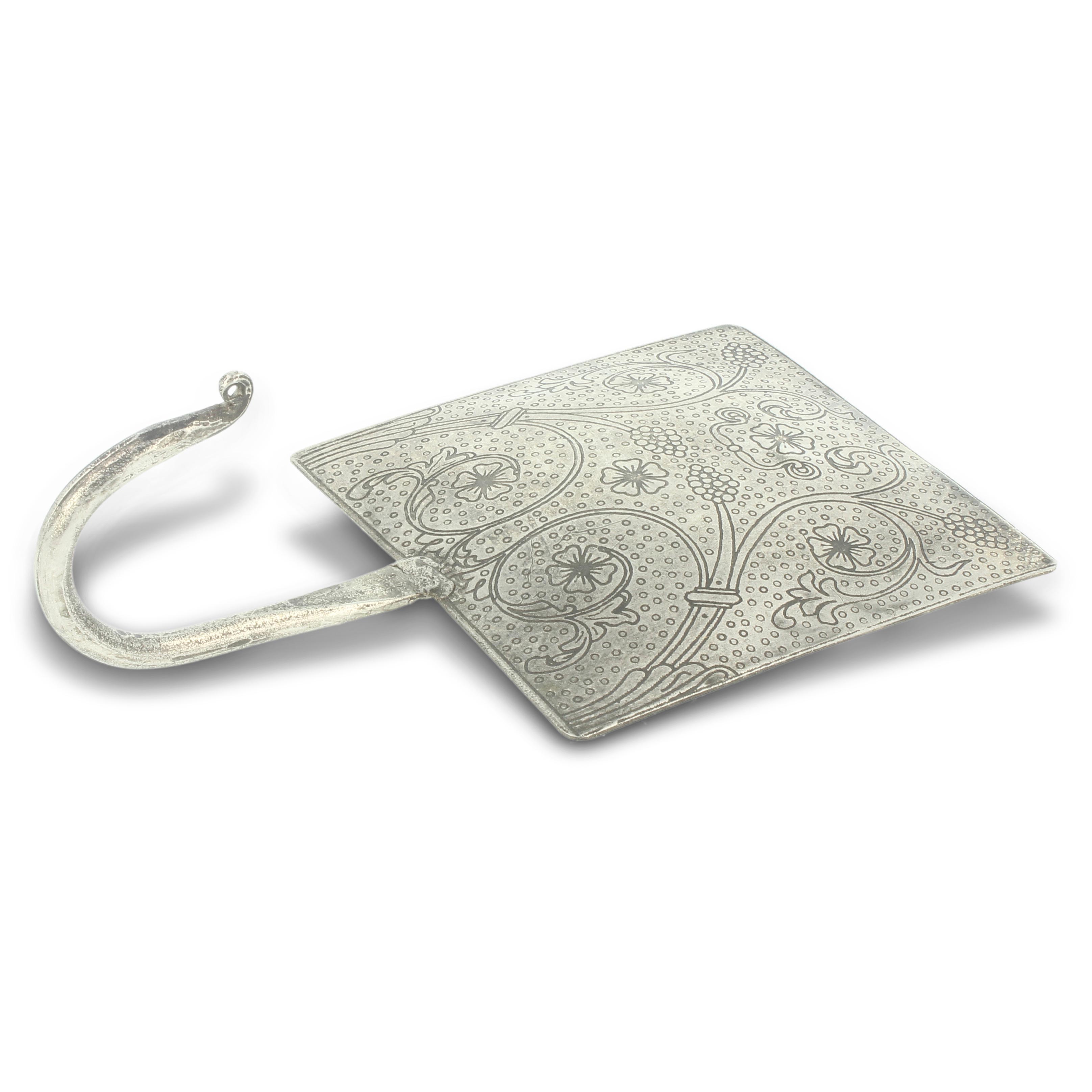 Wandhaken quadratisch, silber, L 10 cm, B 10 cm von fischer's lagerhaus