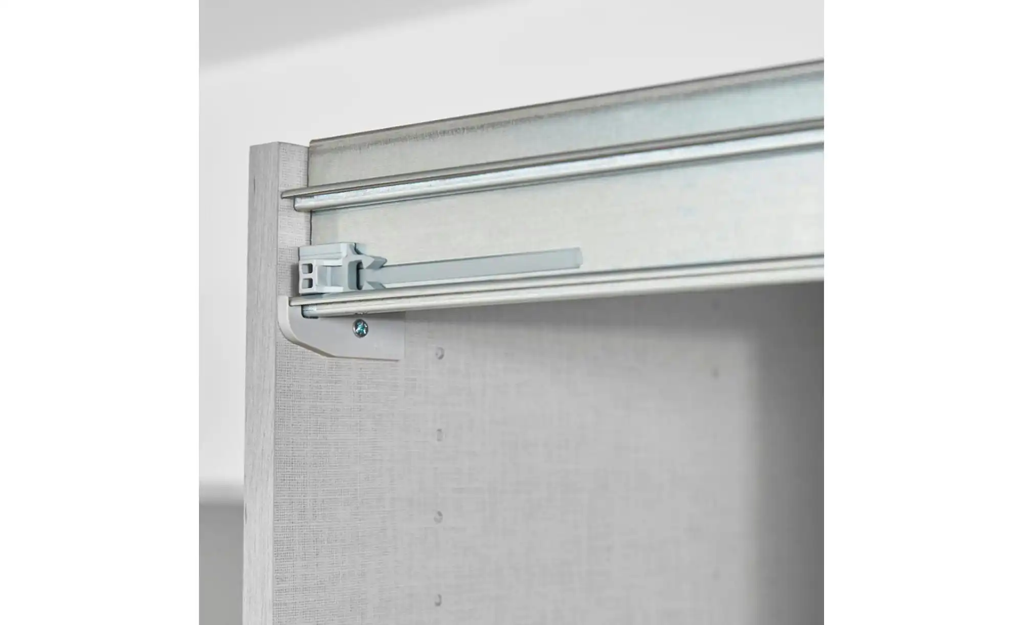 Schwebetürenschrank