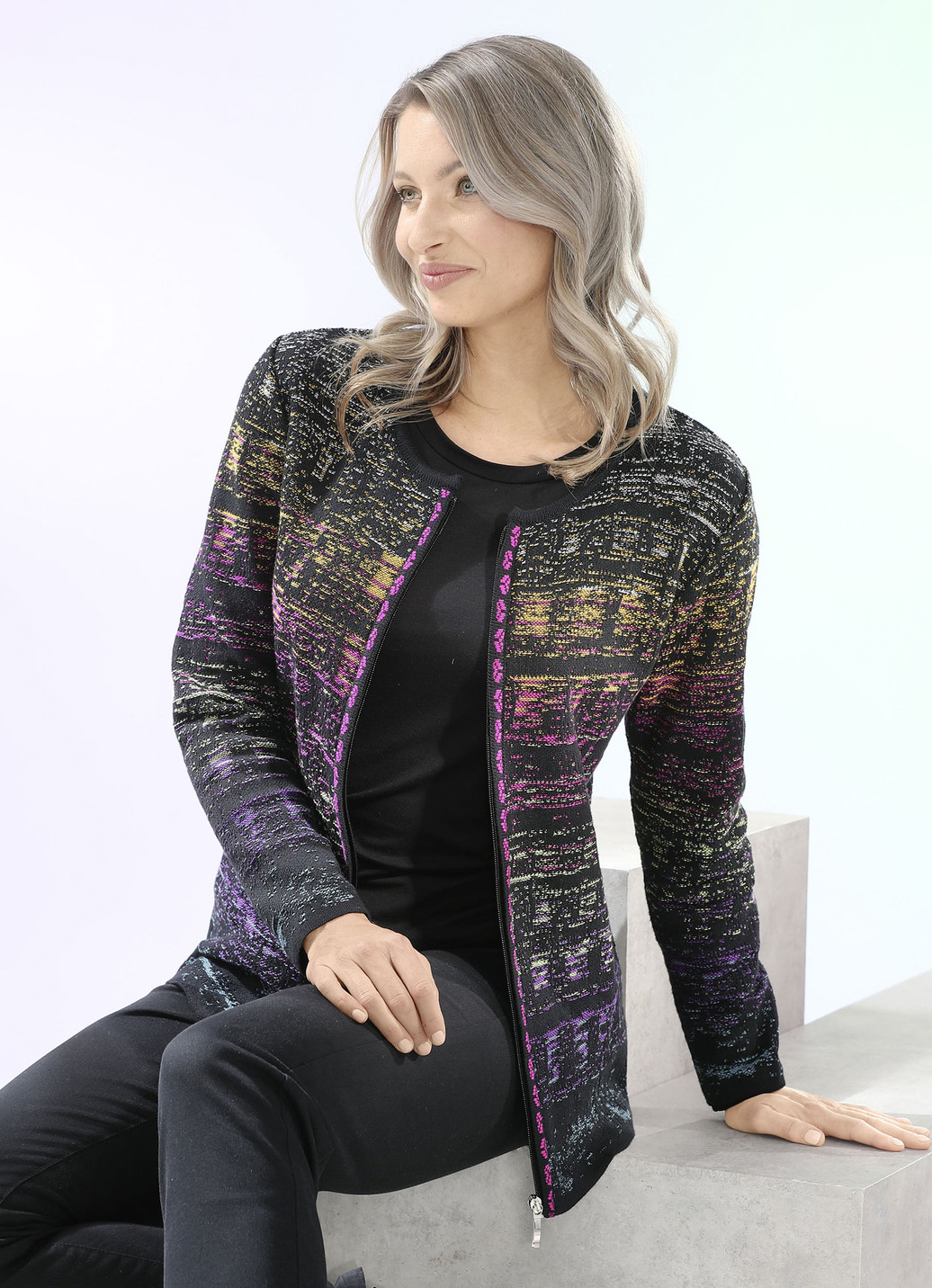 Strickjacke in Jacquard-Dessin
