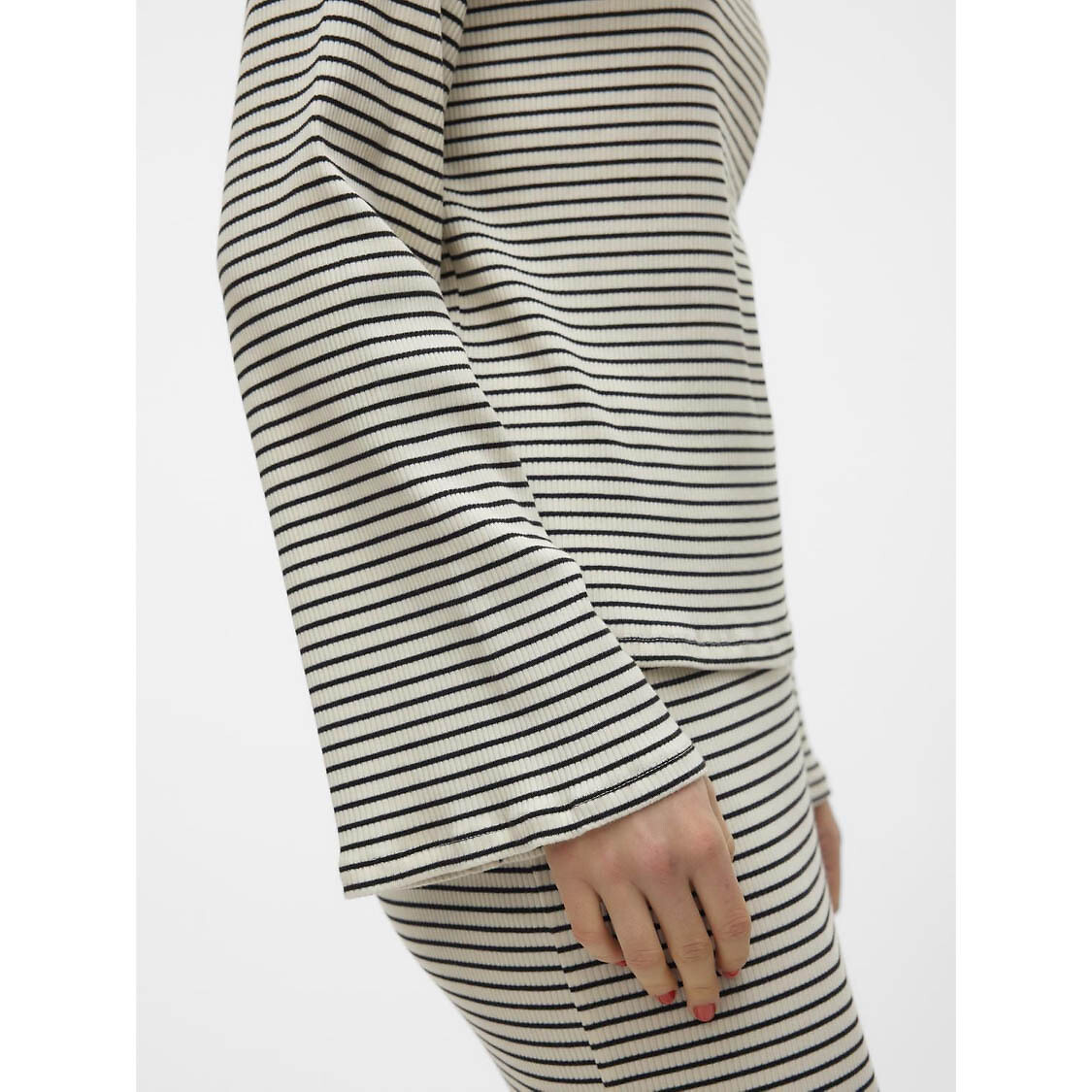 VERO MODA<br>Camiseta canelada listrada
