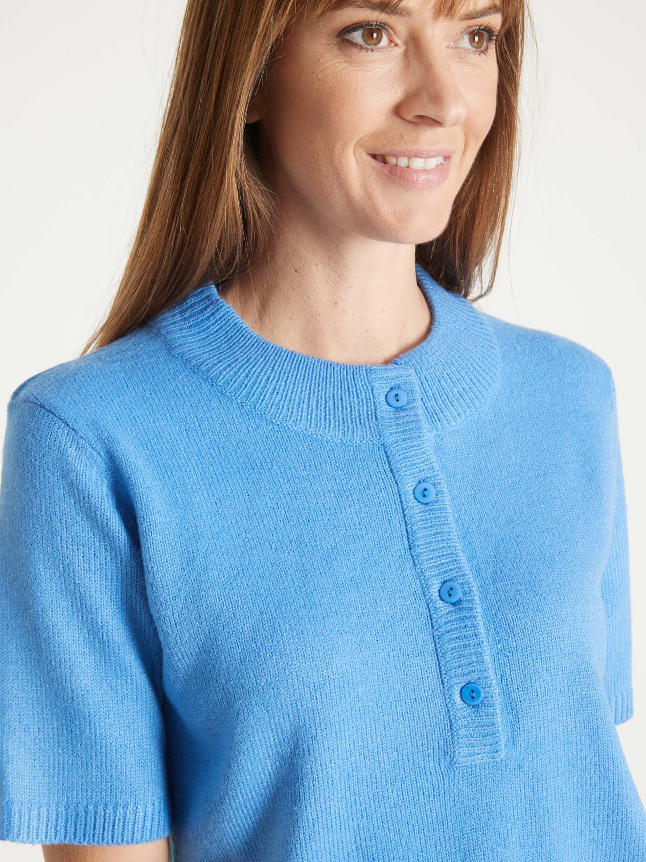 Pull manches courtes encolure tunisienne