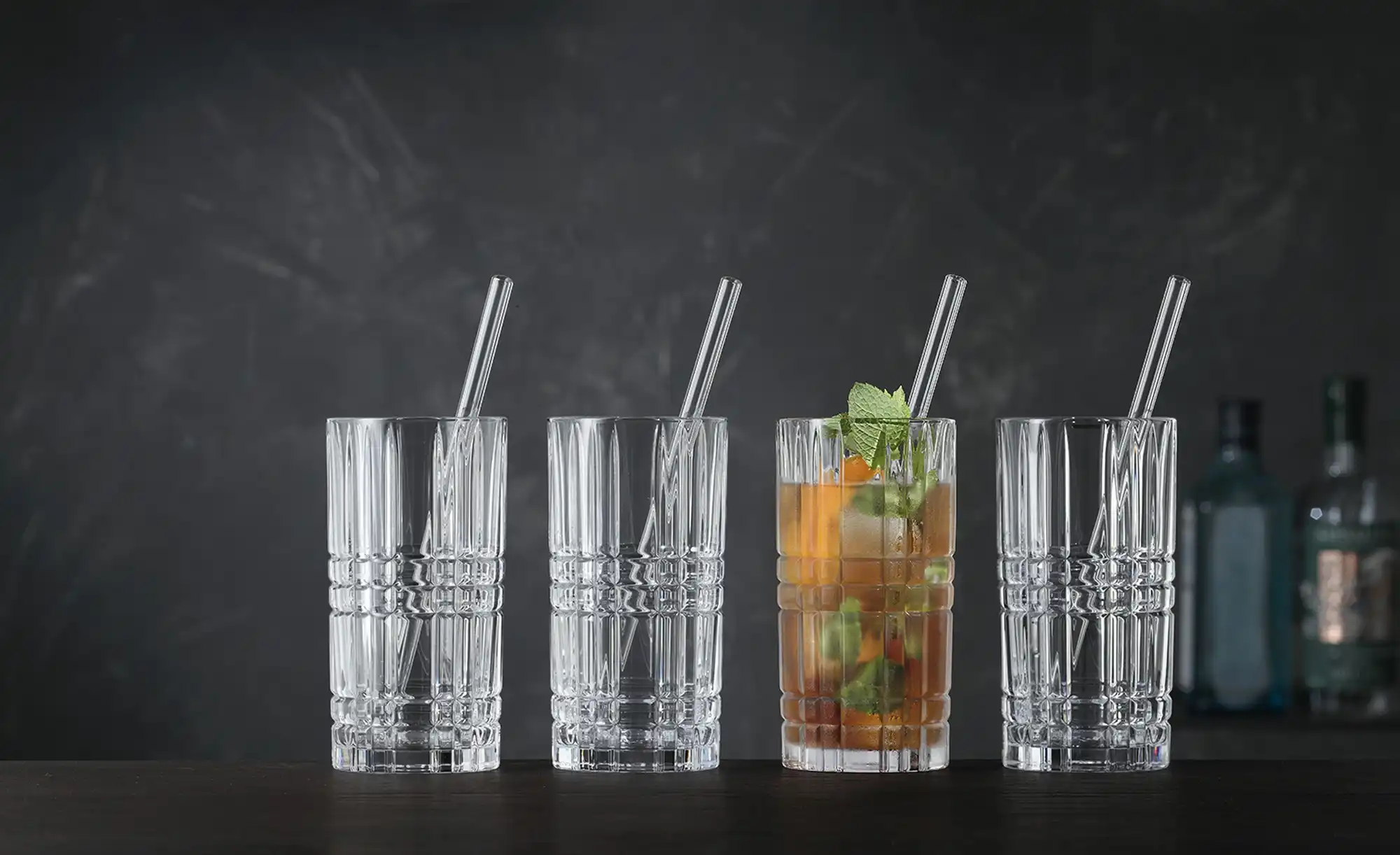 Nachtmann Longdrinkgläser mit Glastrinkhalmen 4er Set Tastes Good