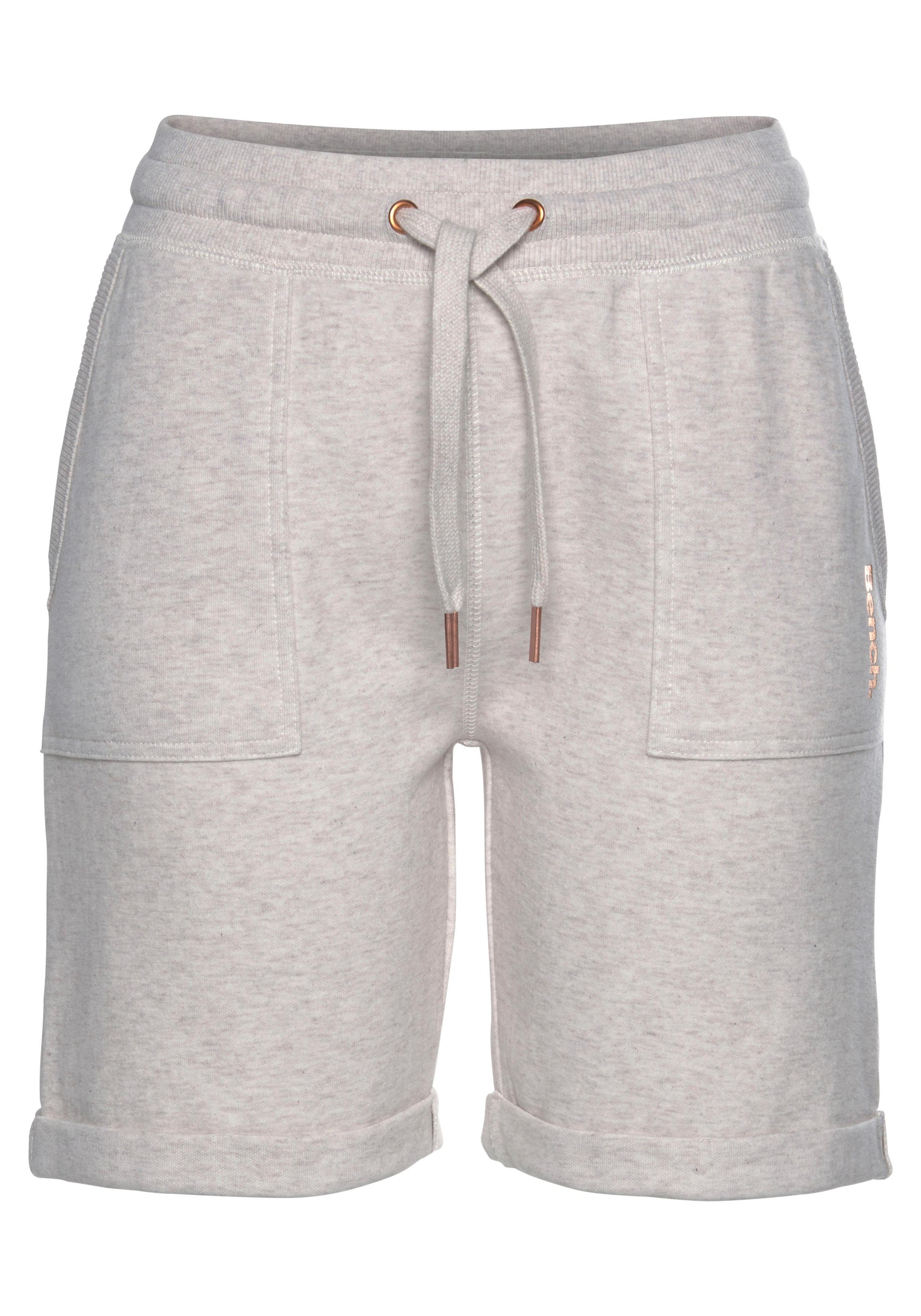 Bench. Loungewear Bermudas  mit aufgeschlagenen Beinsäumen und seitlichen Taschen, Loungewear