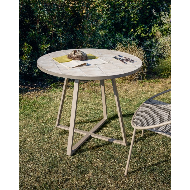 Table ronde Tella en acier galvanisé taupe et céramique beige Ø 90 cm