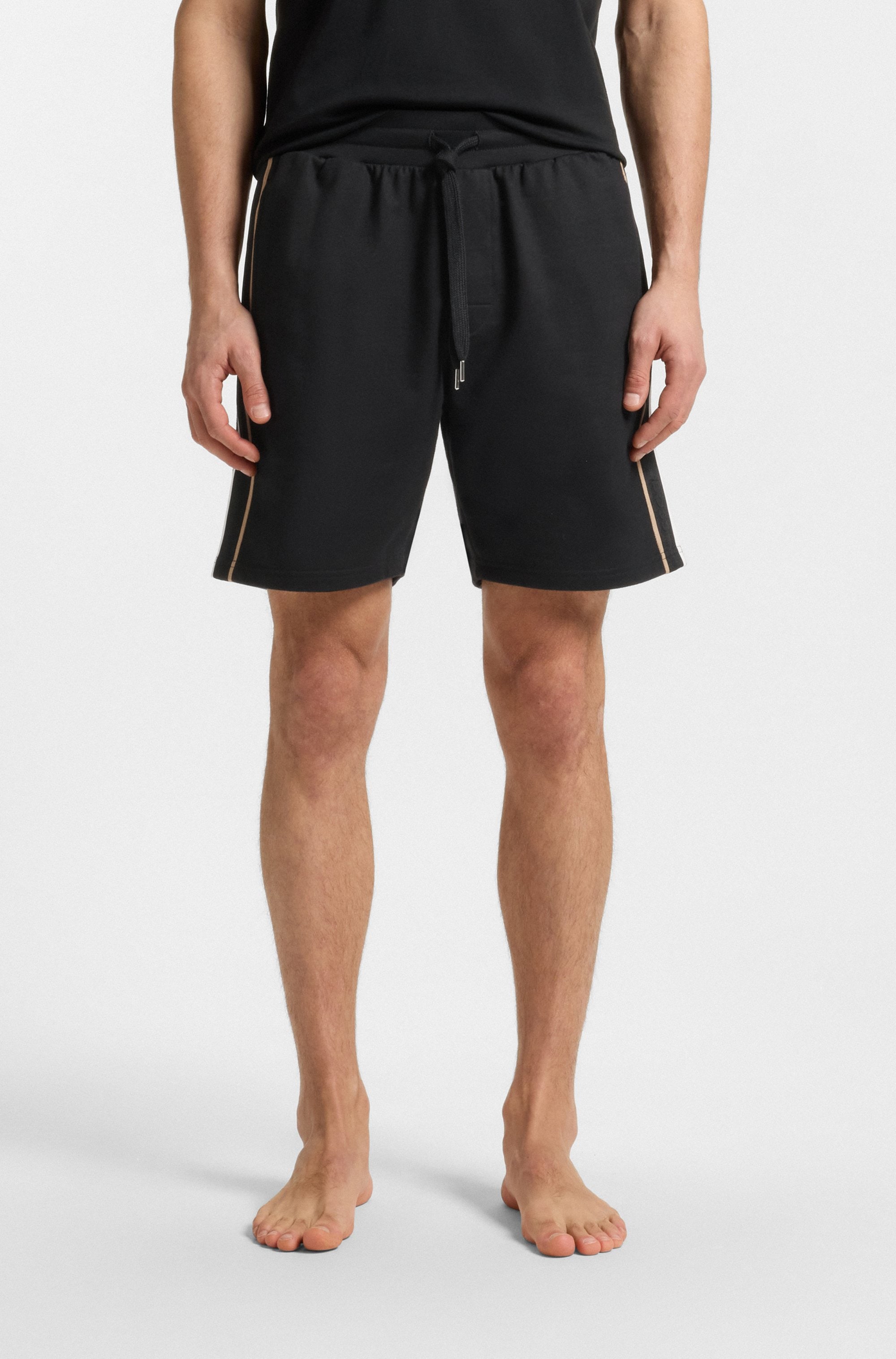 BOSS Sweatshorts »ICONIC«  mit Tunnelzug und Tape-Details