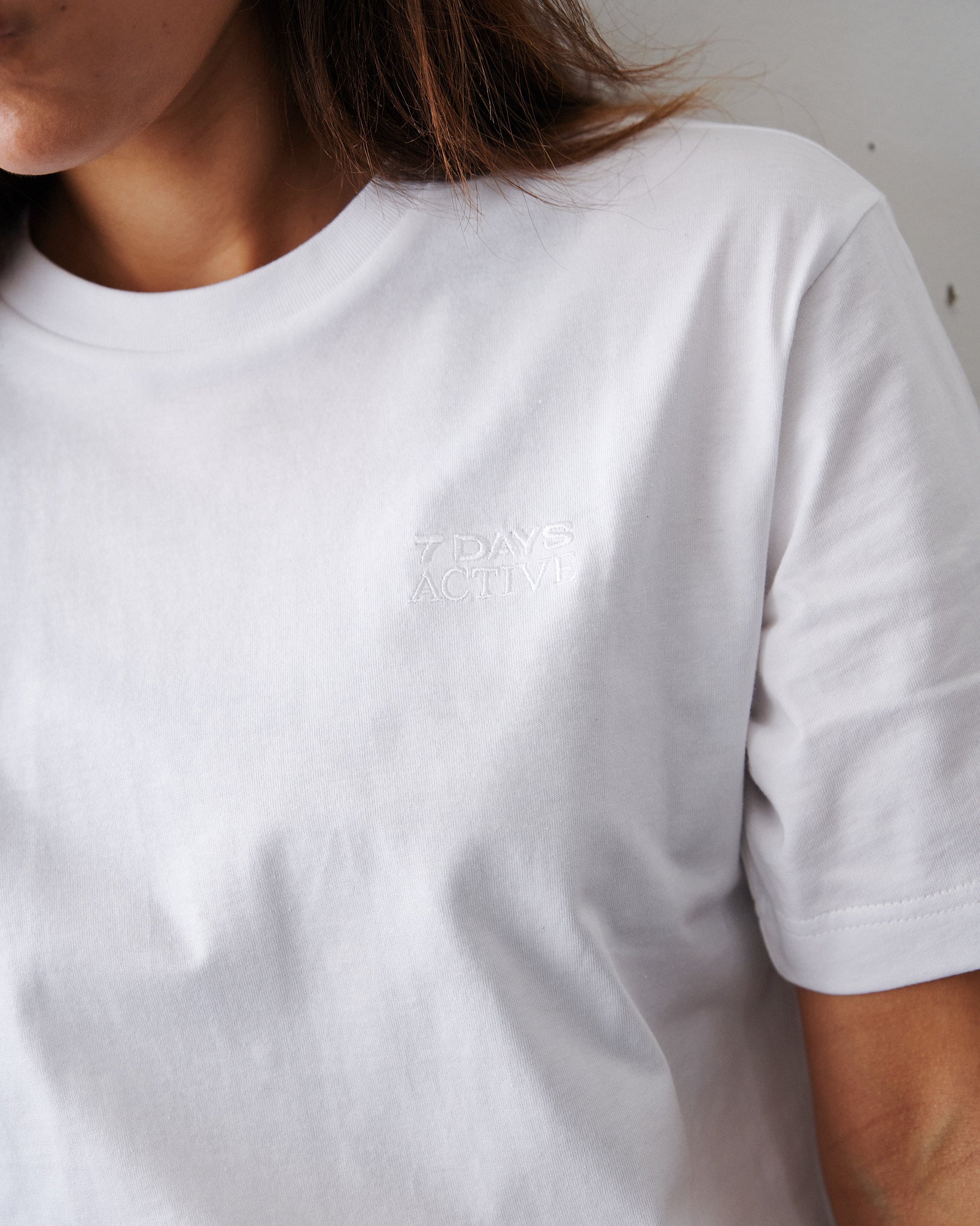 7 DAYS ACTIVE  Fitted t-shirt - Brilliant White