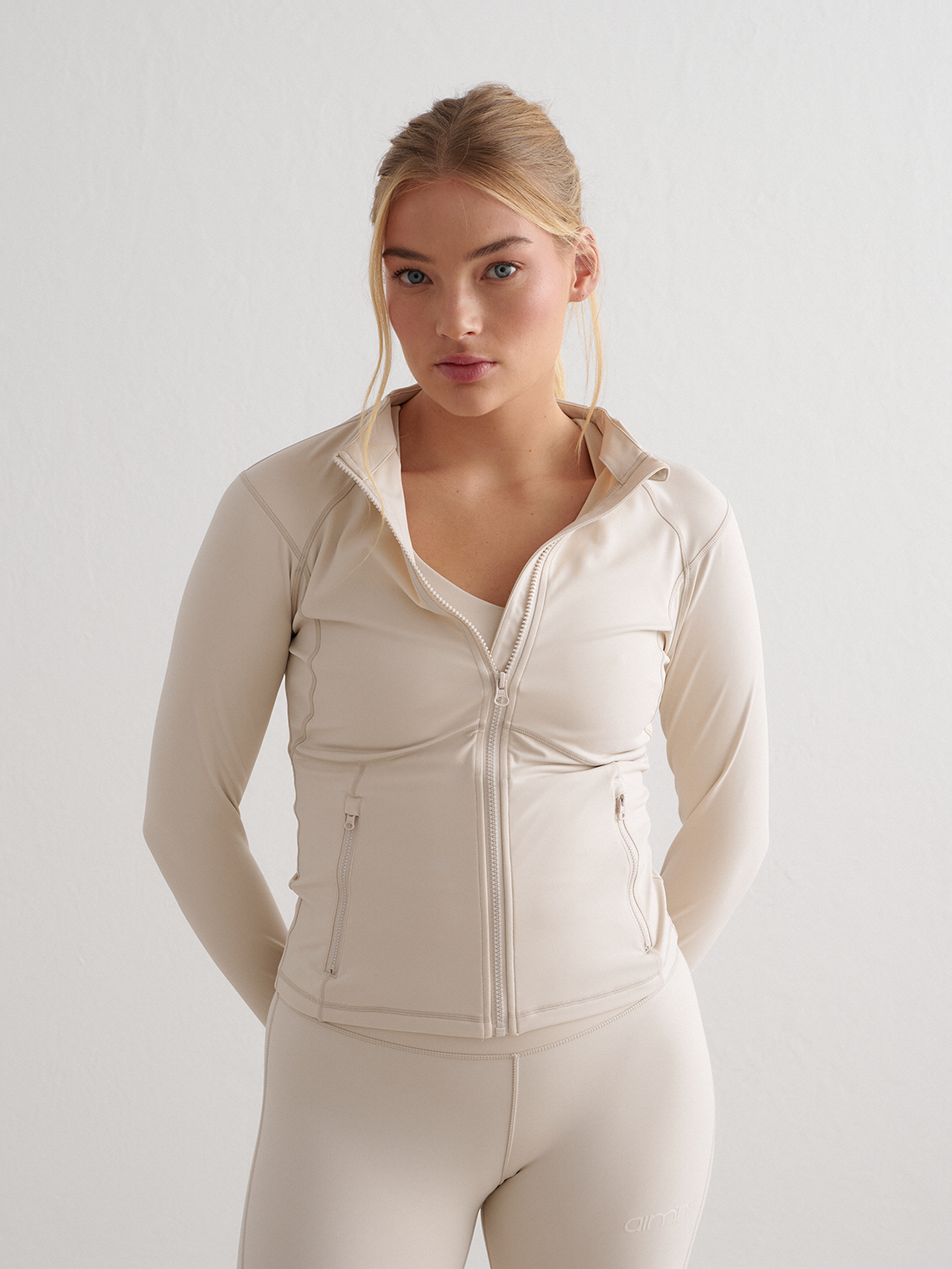 Sculpting Zip Jacket